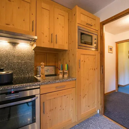 Le Grand-lemps Sleeps 6 Apartment Chamonix